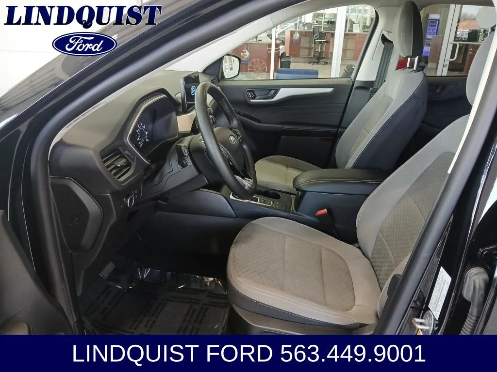 2022 Ford Escape SE - Photo 11