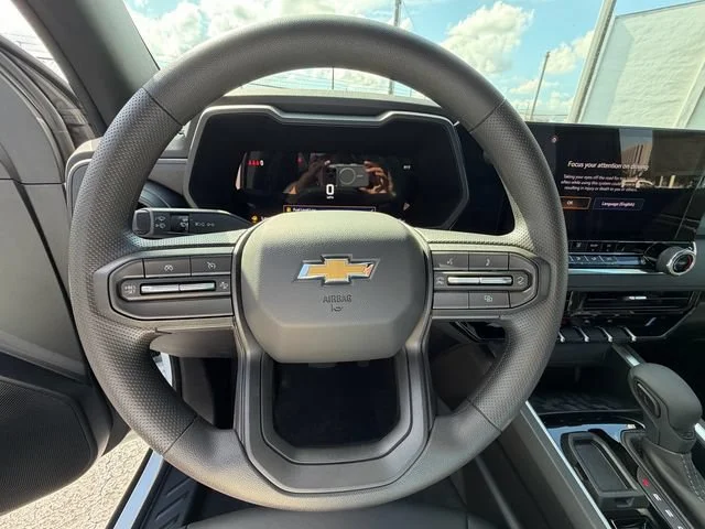 New 2026 Summit White Chevrolet WT image 17