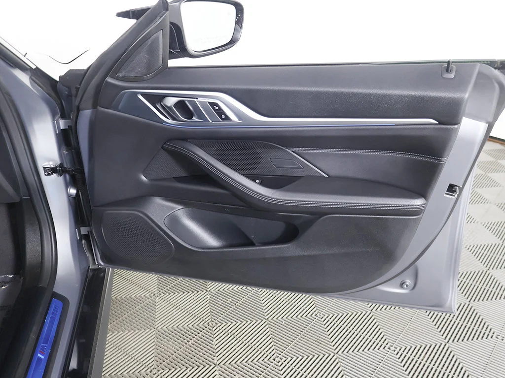 Used 2023 Gray BMW M50 image 28