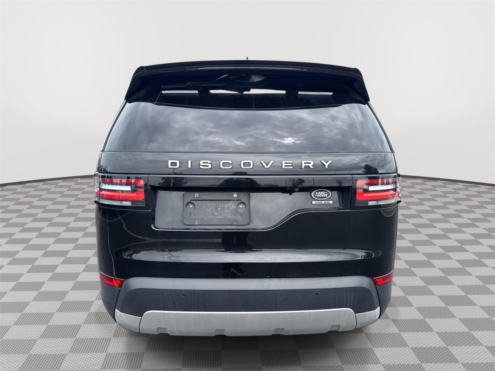 Used 2018 Santorini Black Metallic Land Rover HSE image 12