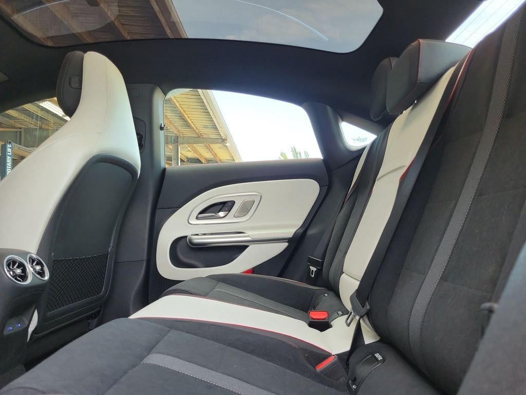 New 2027 Liquid Crystal Green Mercedes-Benz CLA 350 image 11