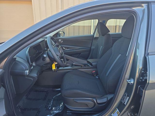 New 2026 Gray Hyundai SE image 13