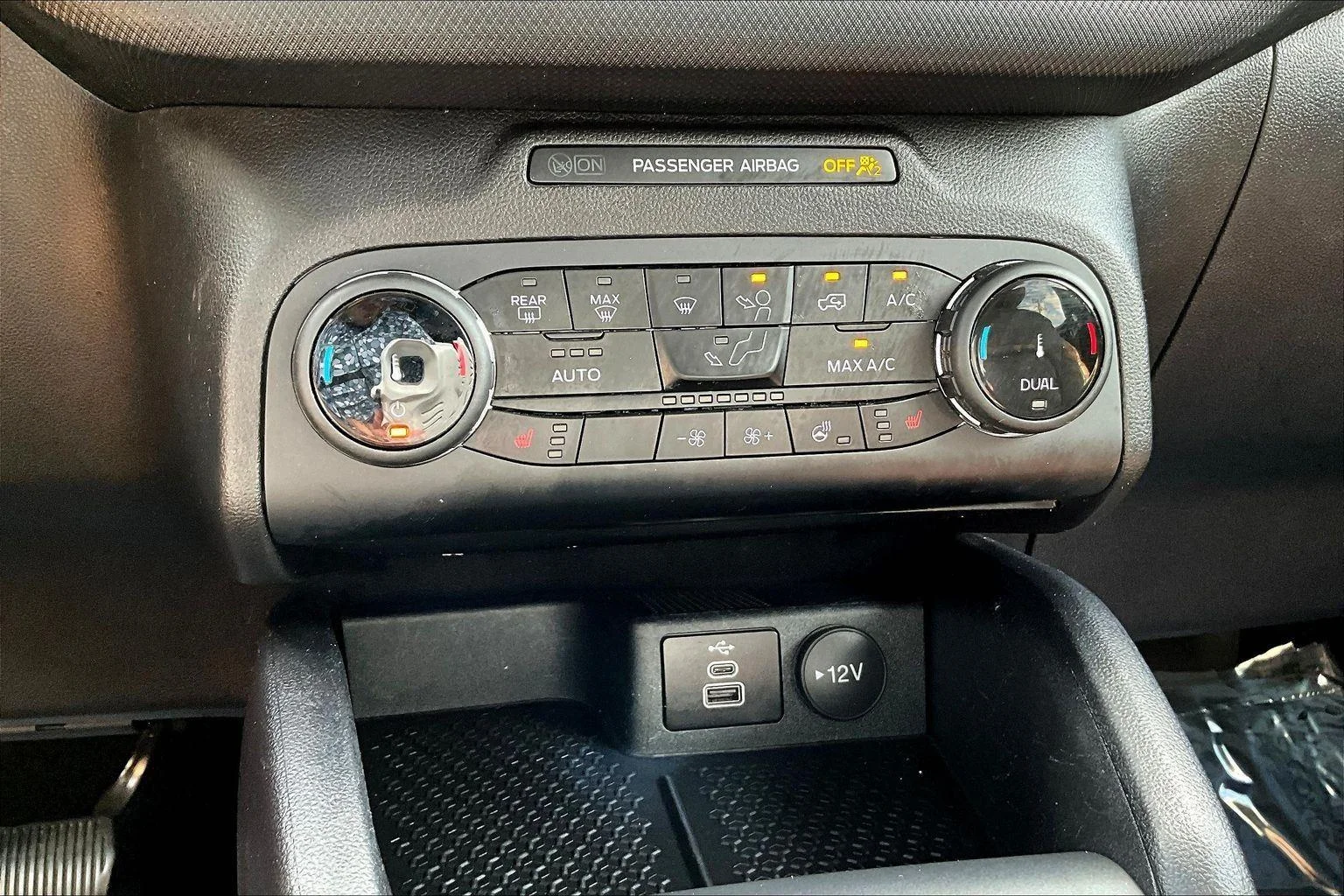 Used 2024 Atlas Blue Metallic Ford Outer Banks image 15