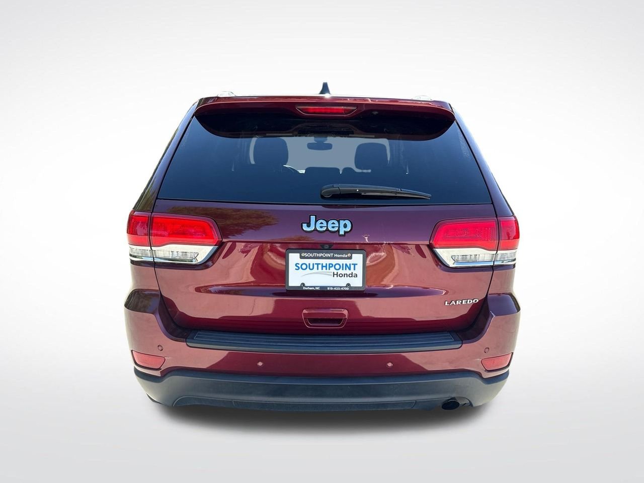 Used 2019 Red Jeep Laredo E image 7