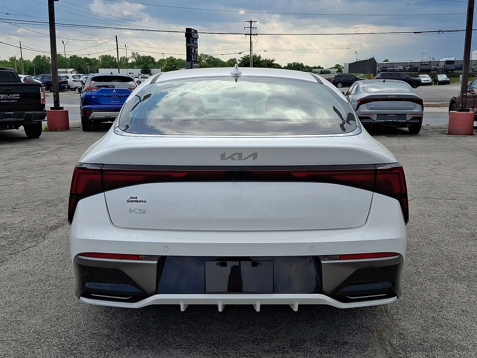 New 2026 White Kia LXS image 6
