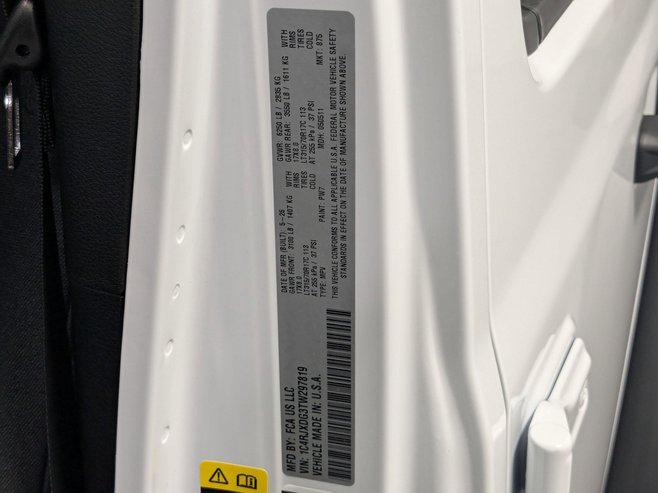New 2026 Bright White Clear-Coat Exterior Paint Jeep Willys image 18