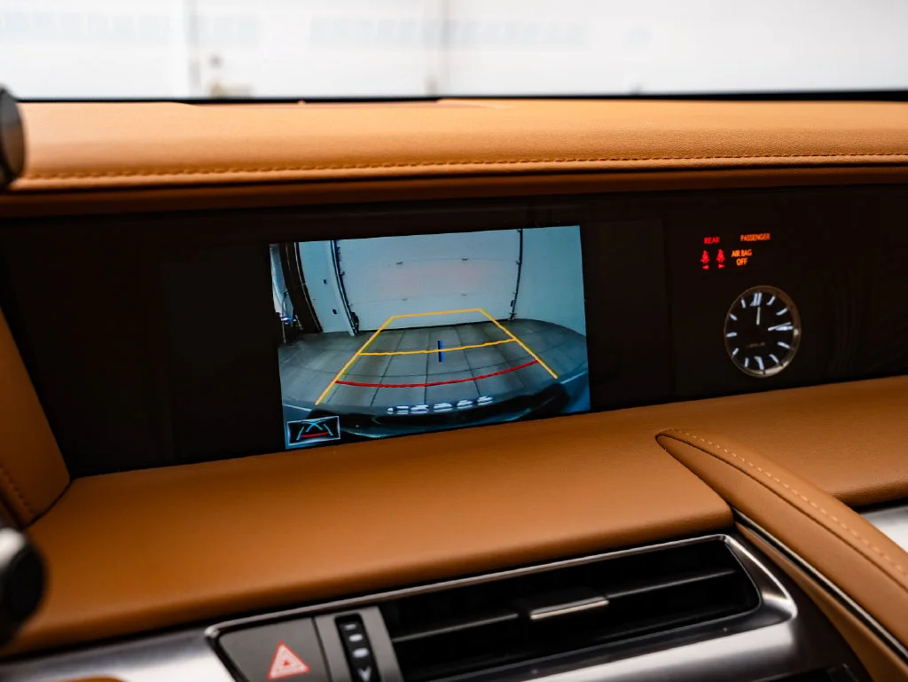 Used 2018 Liquid Platinum Lexus 500 image 34