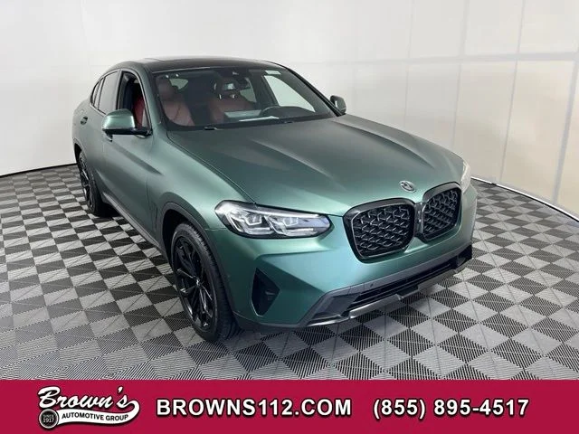 Used 2022 White BMW xDrive30i image 1