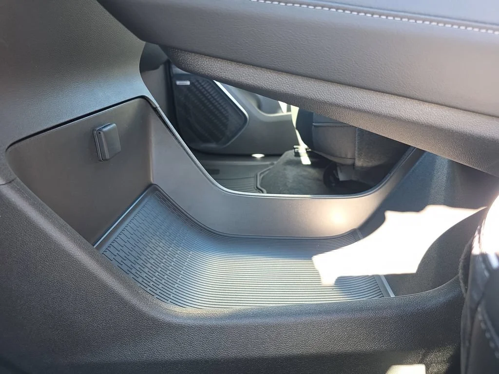 2026 Buick Enclave Preferred - Photo 24