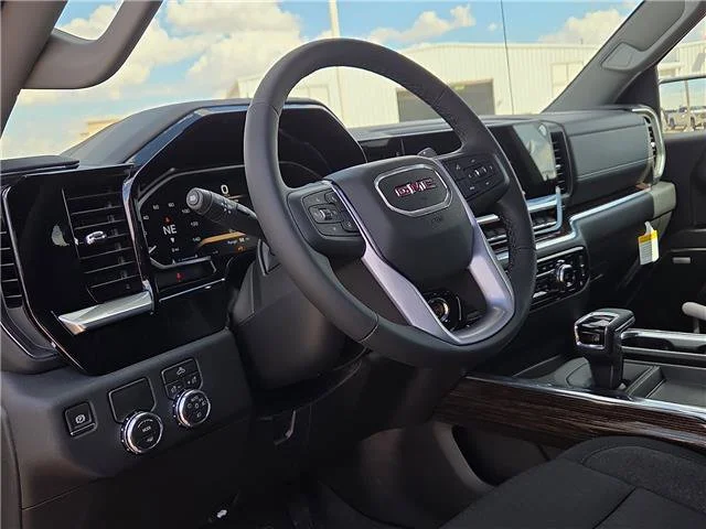 New 2026 Onyx Black GMC Elevation image 9