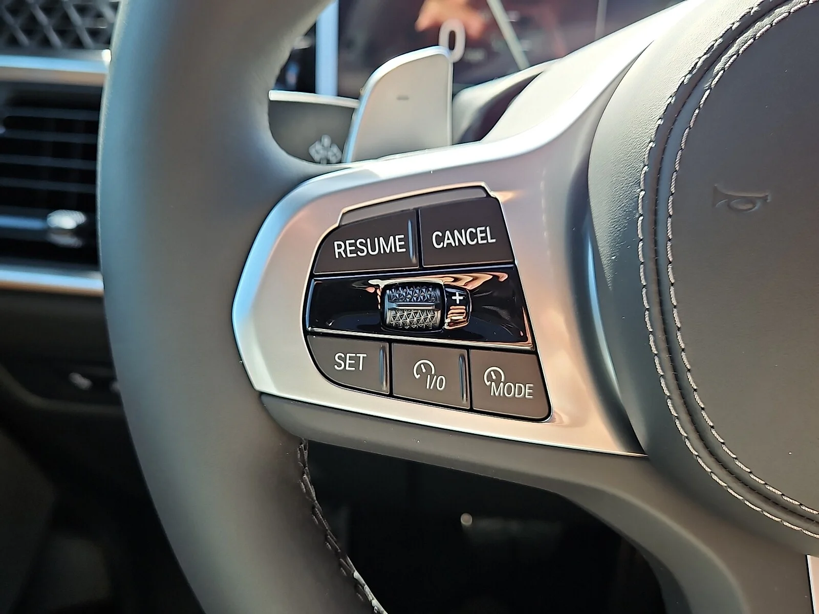 New 2026 Skyscraper Grey BMW xDrive40i All-Wheel Drive Sports Activity Vehicle image 18