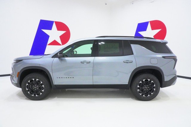2027 Chevrolet Traverse Z71 - Photo 10
