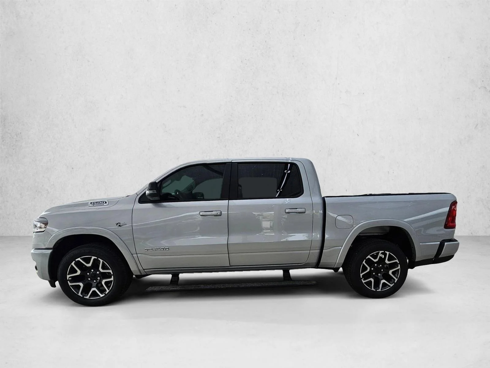 New 2026 Silver Zynith Exterior Paint RAM Laramie image 5
