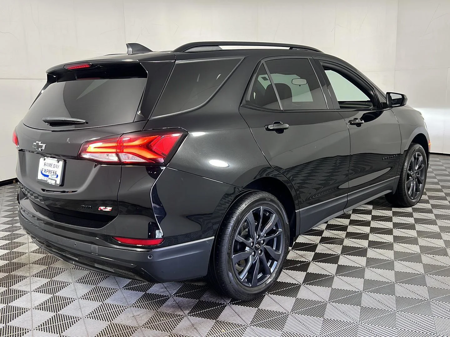 Used 2024 Mosaic Black Metallic Chevrolet RS image 14