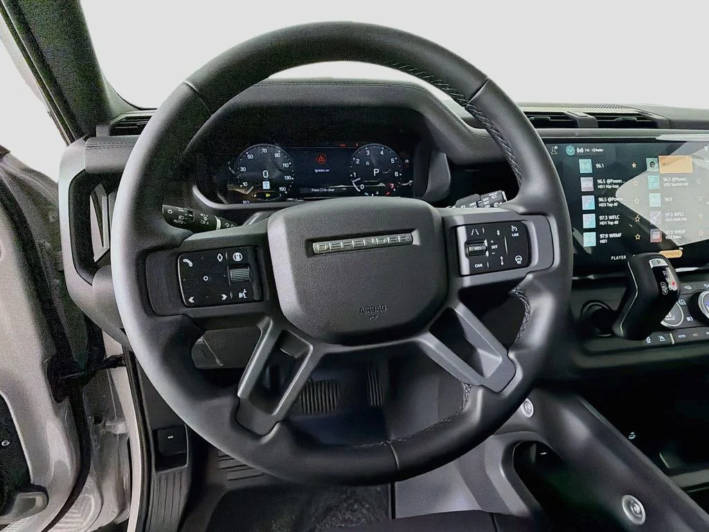 New 2026 Borasco Grey Land Rover X-Dynamic SE image 11