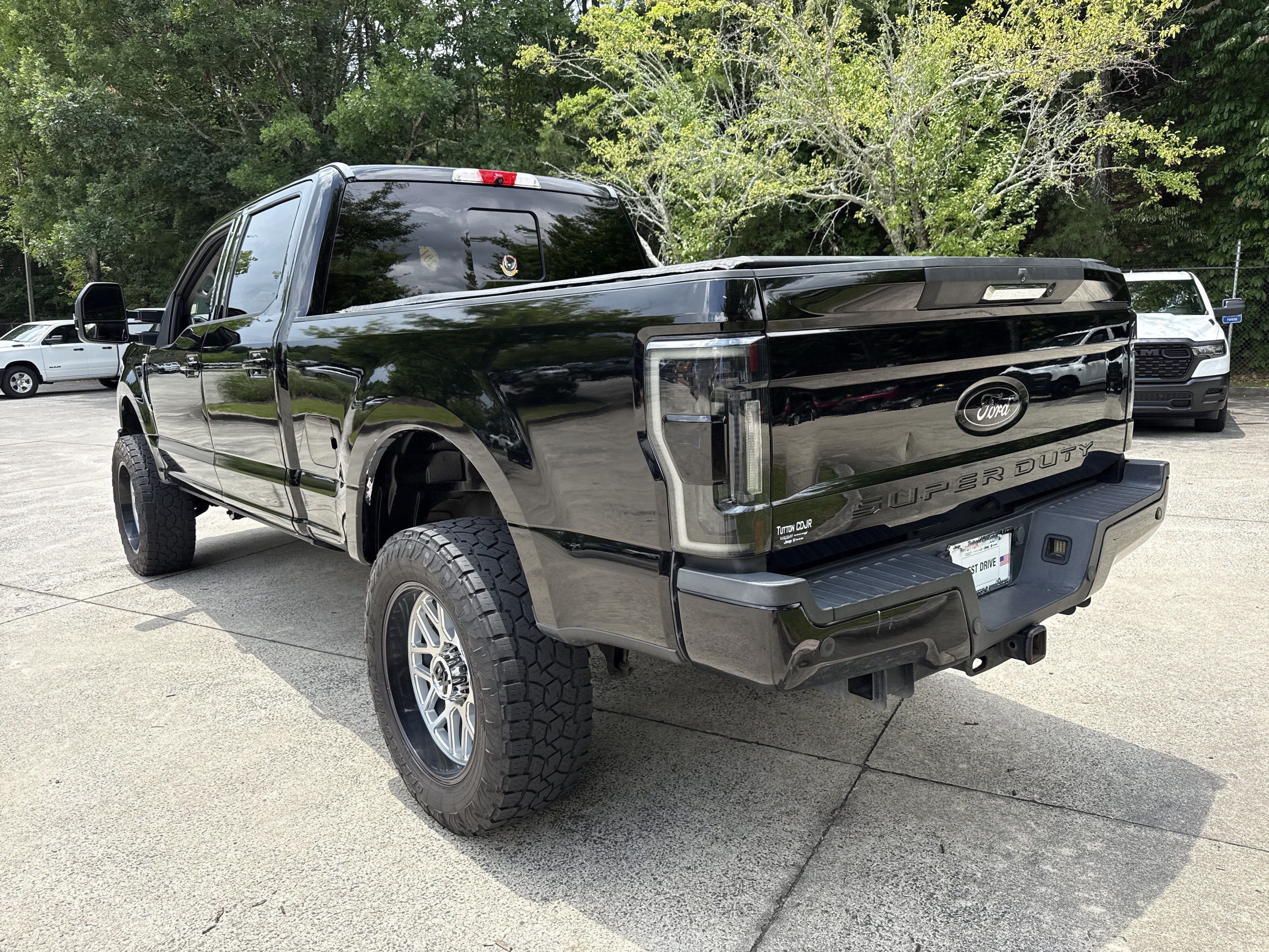 Used 2017 Shadow Black Ford Lariat image 5
