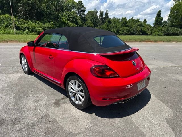 Used 2017 Red Volkswagen 1.8T SE image 5