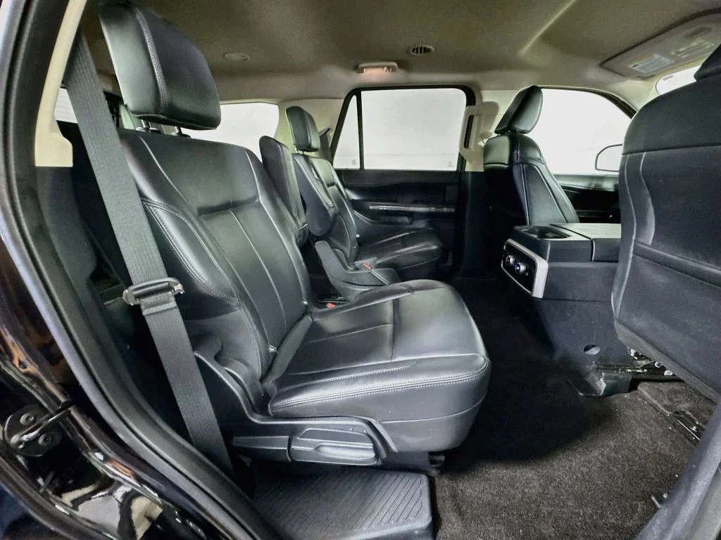 Used 2022 Black Ford XLT image 35
