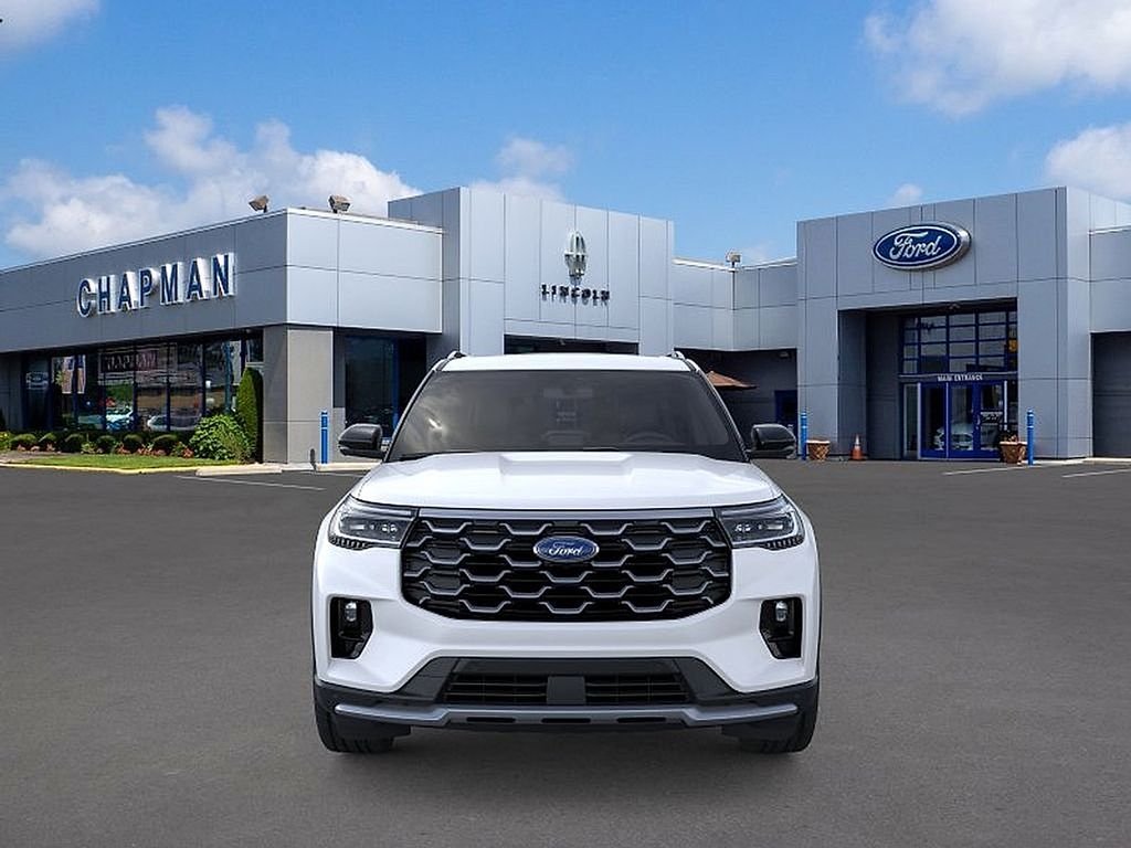New 2026 Star White Metallic Tri-Coat Ford Platinum™ image 6