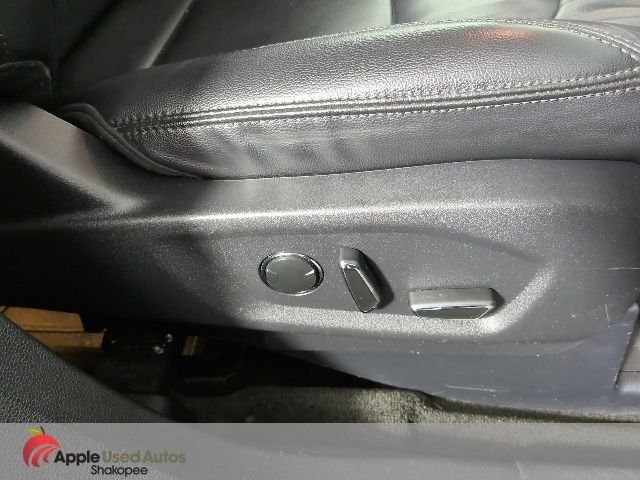 Used 2016 Black Ford XLT image 47