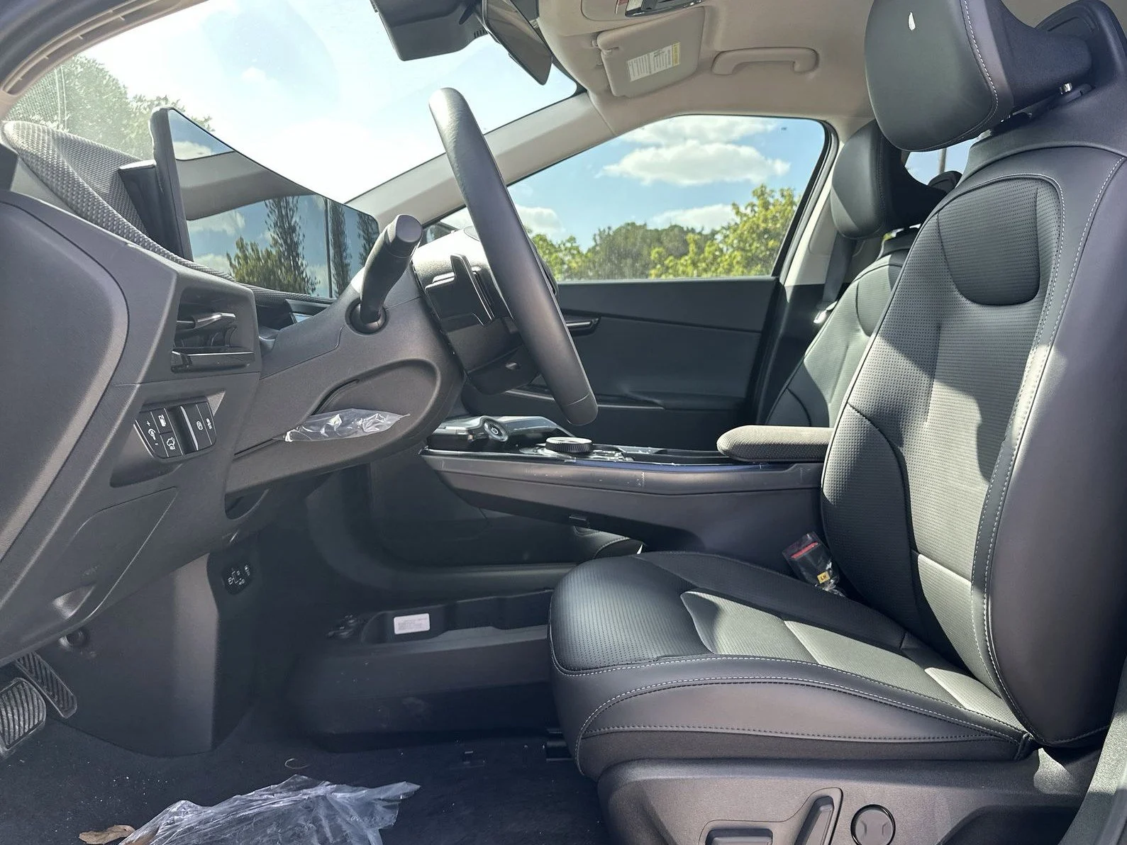 New 2025 Panthera Metal Kia Wind RWD image 15