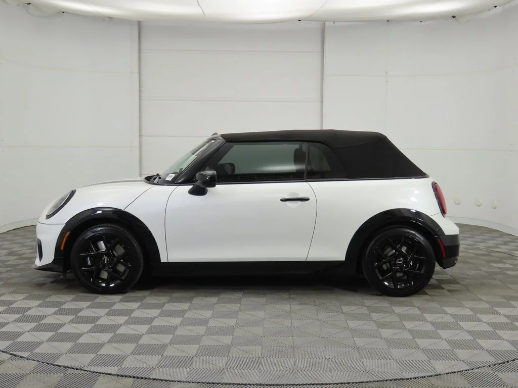 Used 2026 Nanuq White Metallic MINI  image 17