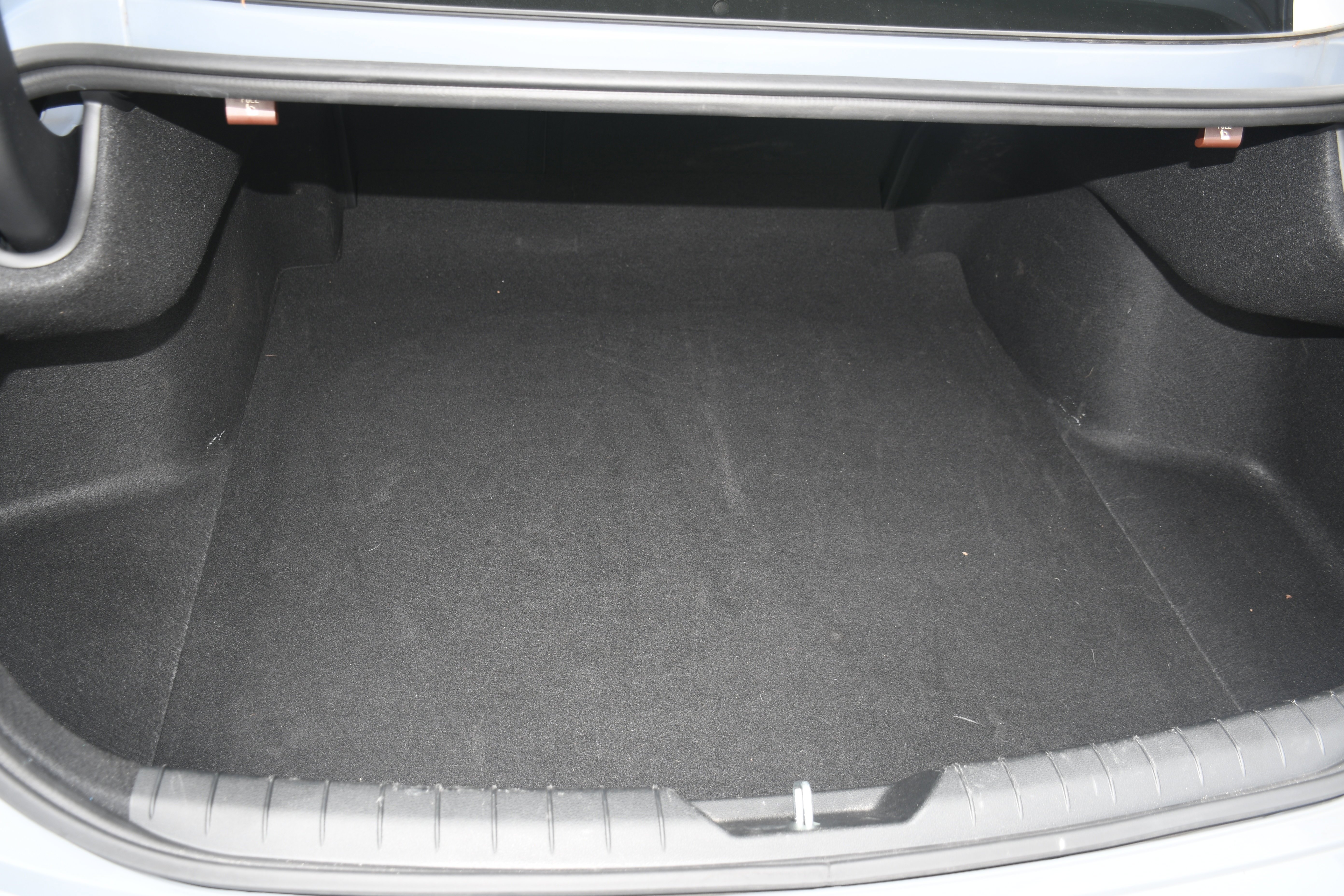 Used 2025 Blue Hyundai SEL image 17