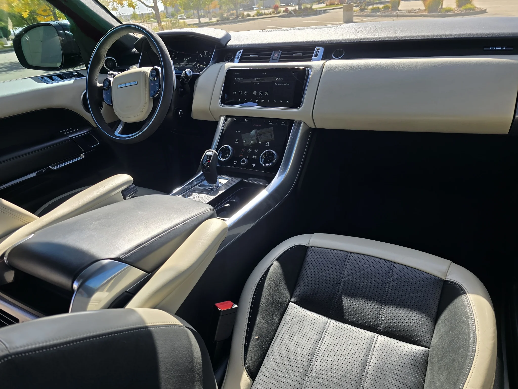 Used 2020 Carpathian Gray Premium Metallic Land Rover HST image 28