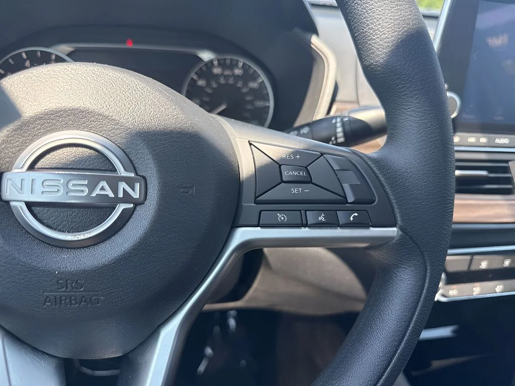 Used 2024 Black Nissan 2.5 SV image 15