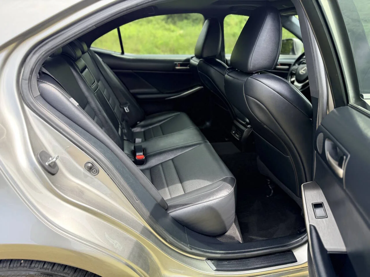 Used 2019 Silver Lexus Base AWD 4dr Sedan image 19