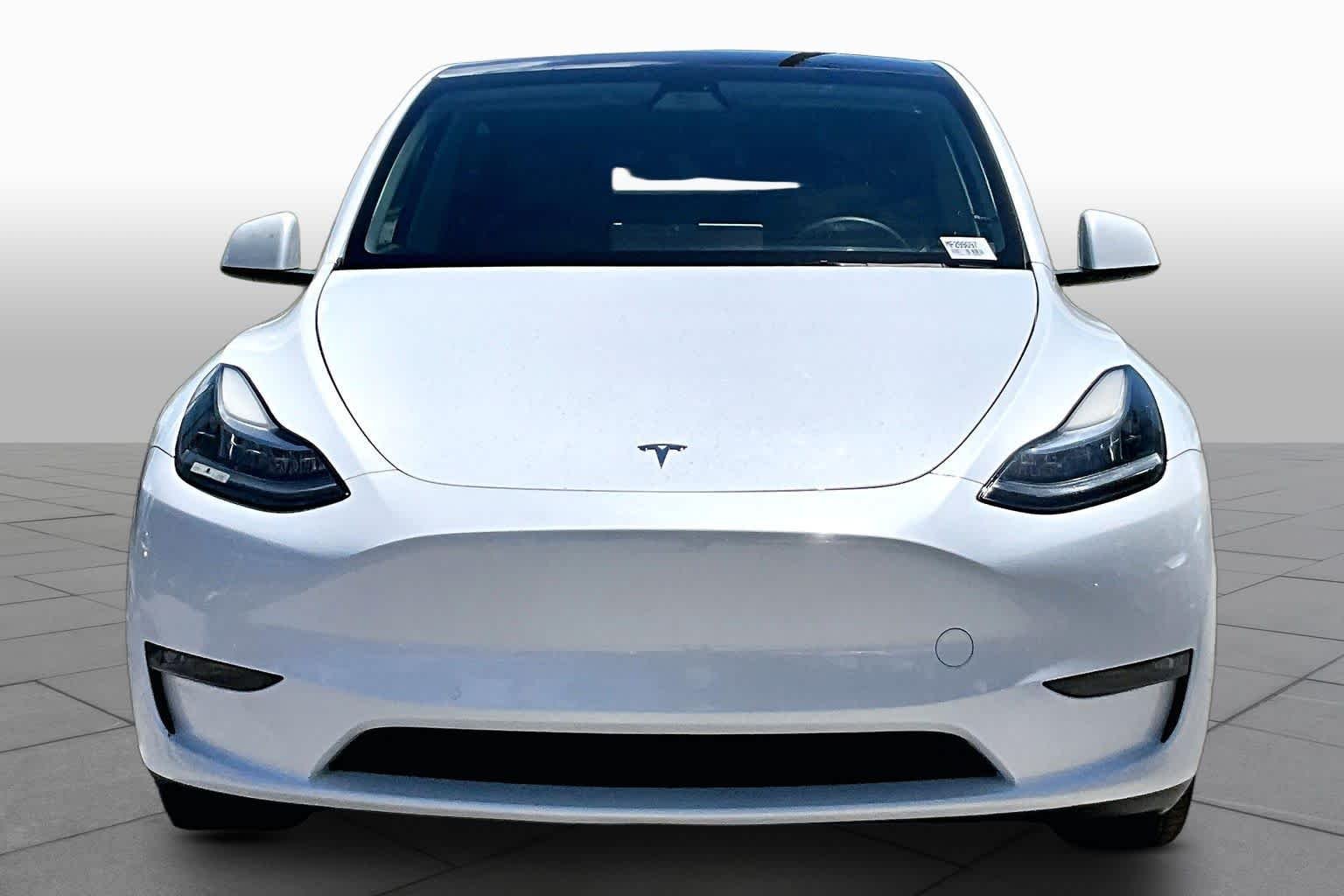 Used 2021 Pearl White Multi-Coat Tesla Long Range image 3