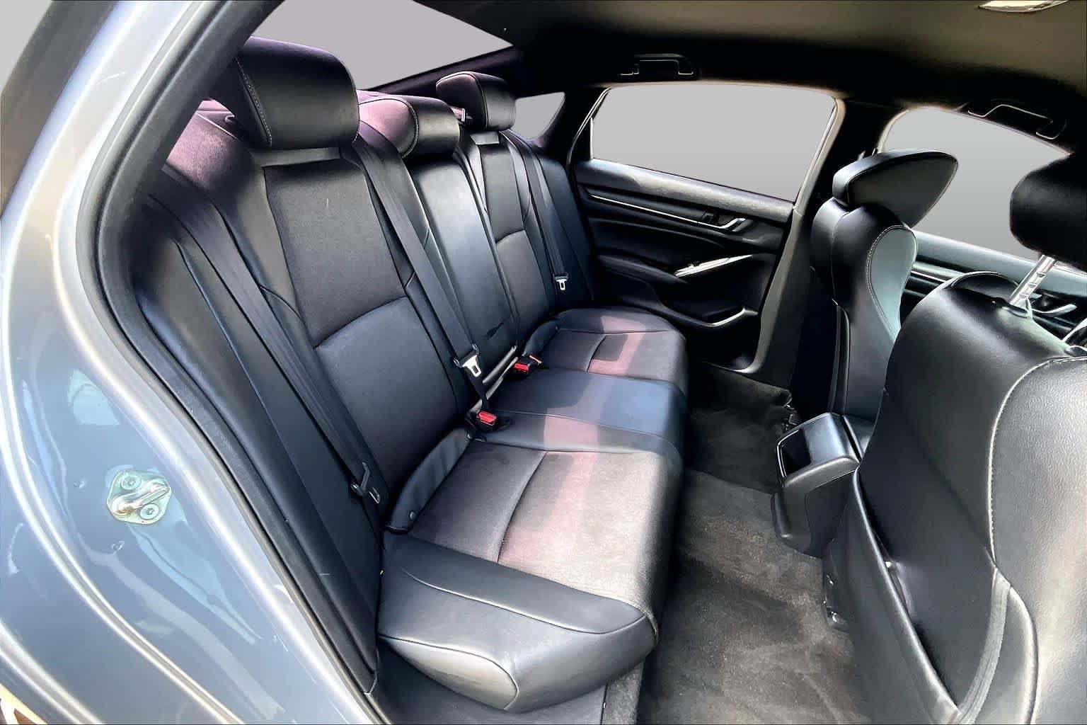 Used 2020 Lunar Silver Metallic Honda Sport image 20