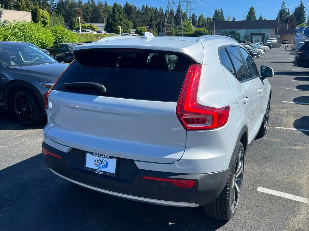 2021 Volvo XC40 Momentum - Photo 7