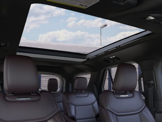 New 2026 Star White Metallic Tri-Coat Ford Platinum™ image 23