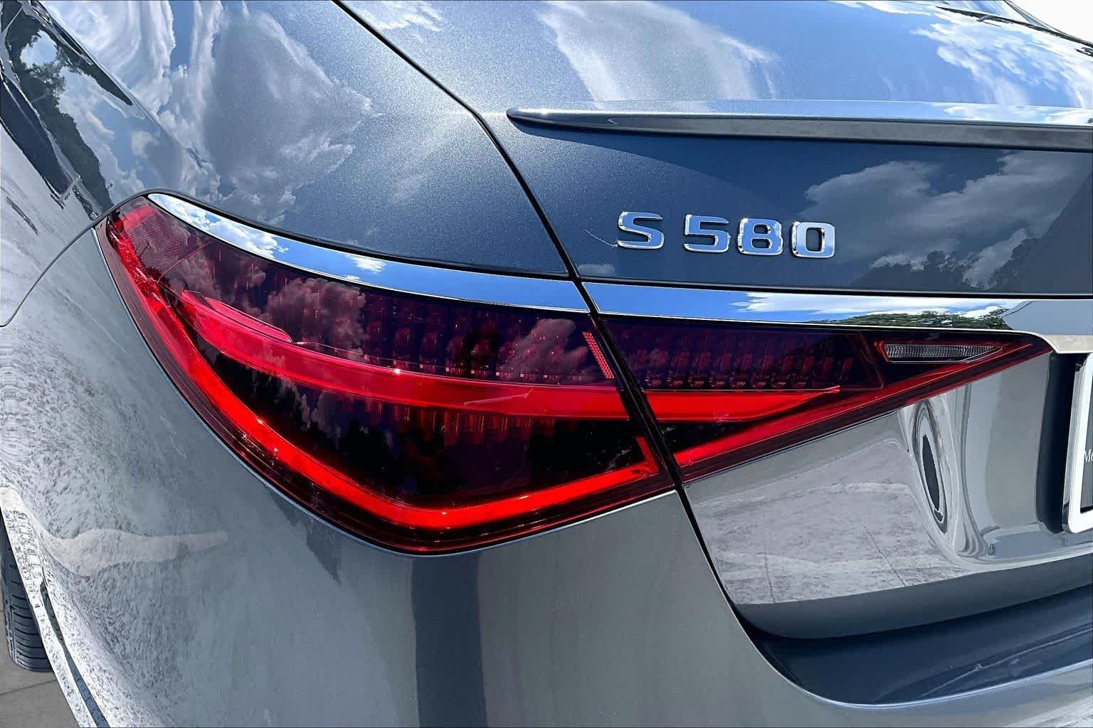 Used 2023 Selenite Grey Mercedes-Benz S 580 image 29