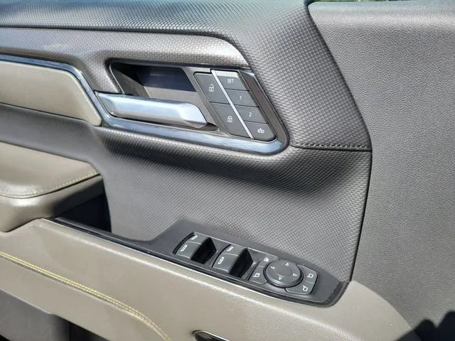 2022 Chevrolet Silverado 1500 ZR2 - Photo 24