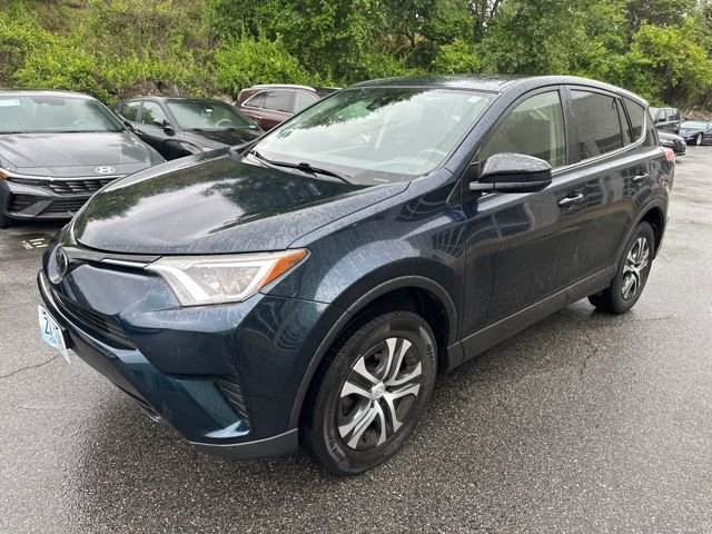 Used 2018 Blue Toyota LE image 3