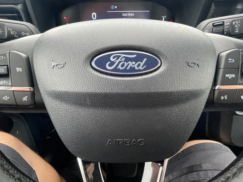 Used 2026 Orange Ford XLT image 17
