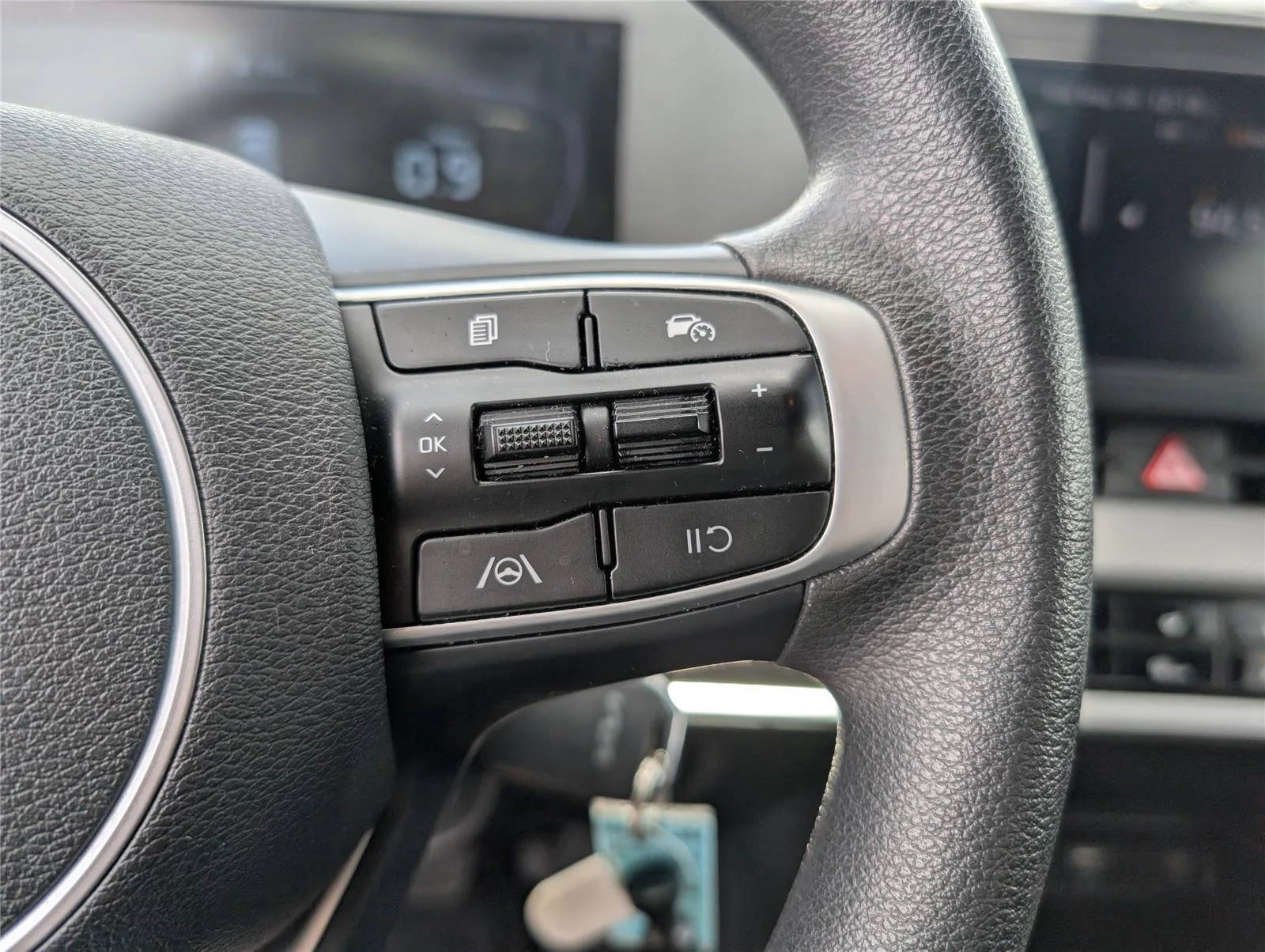Used 2025 Steel Gray Kia LX image 24