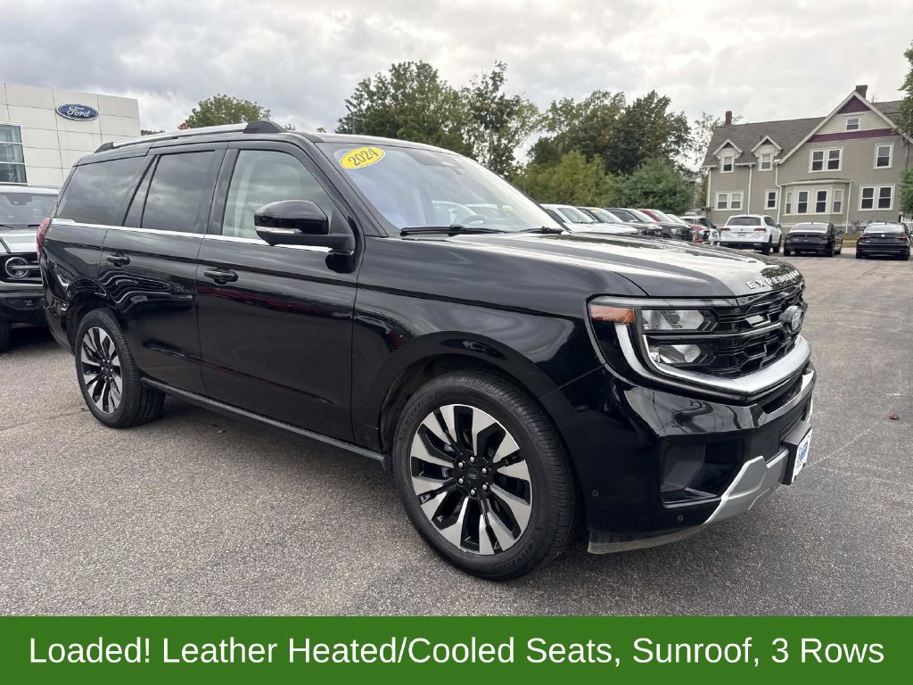 Used 2025 Black Ford Platinum image 9