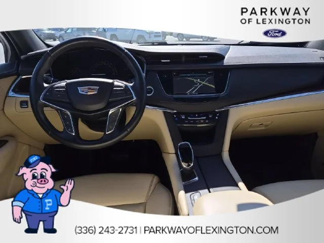 Used 2019 White Cadillac Premium Luxury image 31