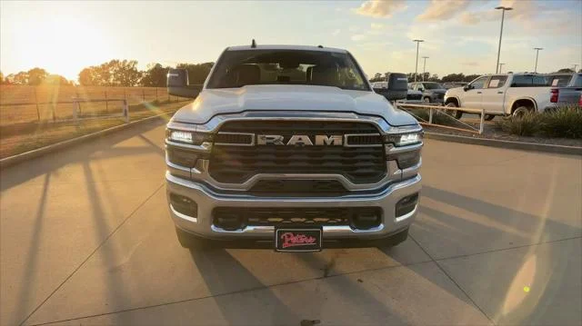 New 2026 Bright White Clear-Coat Exterior Paint RAM Tradesman image 3