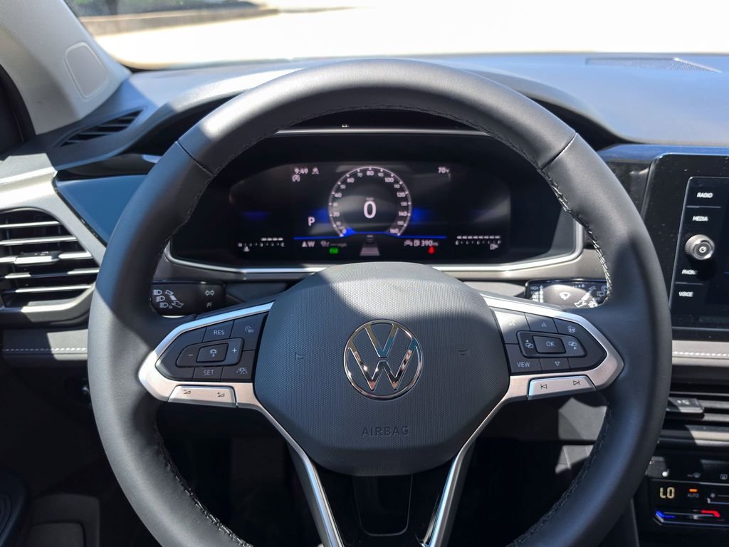 New 2026 Gray Volkswagen 1.5T SE Black image 26