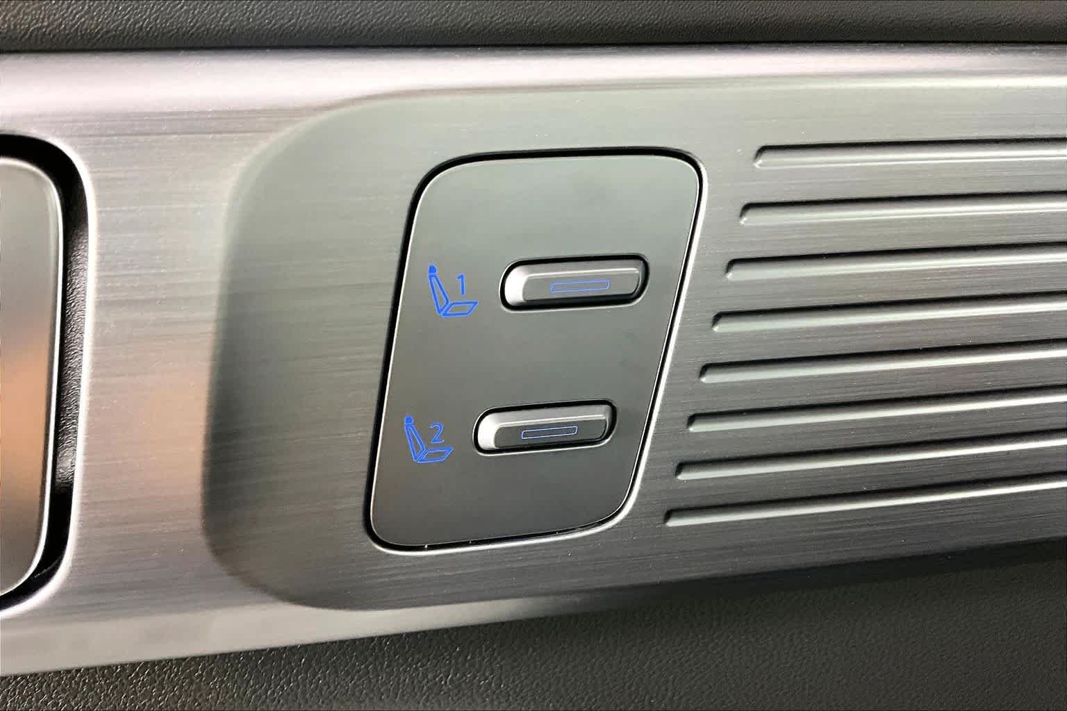 Used 2024 Hampton Gray Hyundai Limited image 63