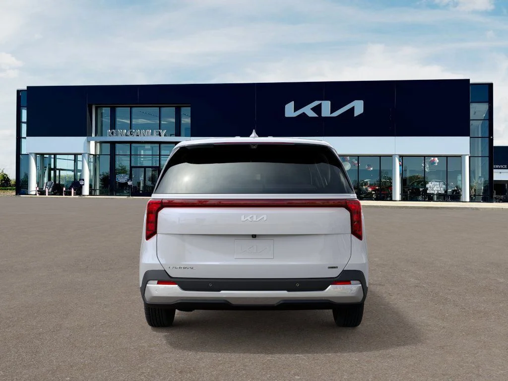 New 2026 Snow White Pearl Kia EX image 5