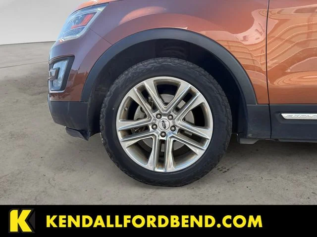 Used 2017 Canyon Ridge Metallic Ford XLT image 9