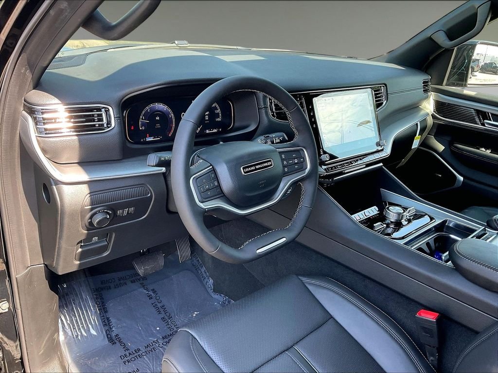 New 2026 High Gloss Black Exterior Paint Jeep Limited Altitude image 9