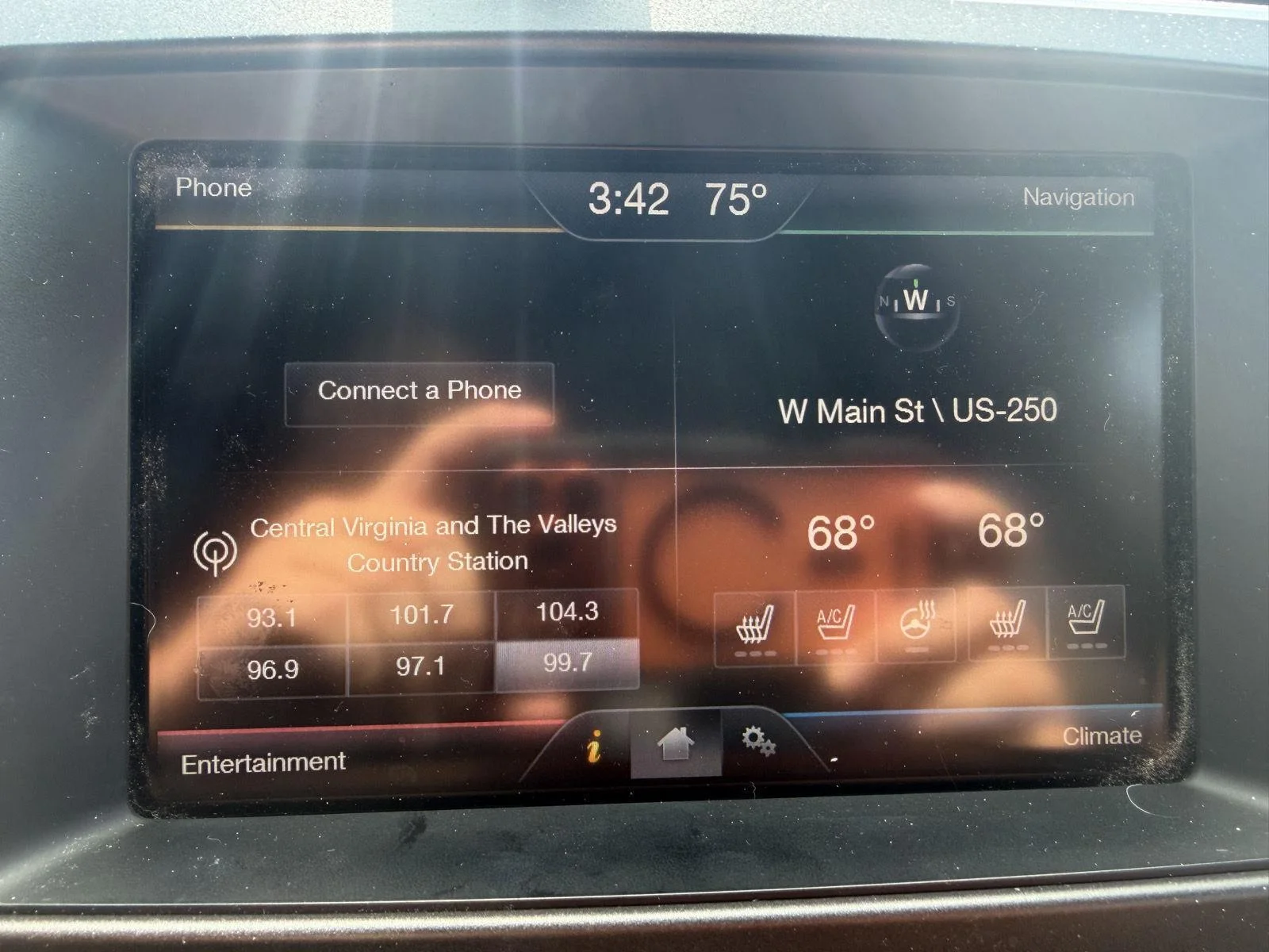 Used 2016 Ingot Silver Ford Sport image 7