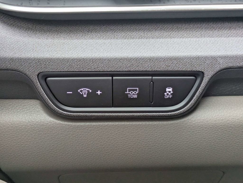 New 2026 Ivory Silver Kia EX image 28