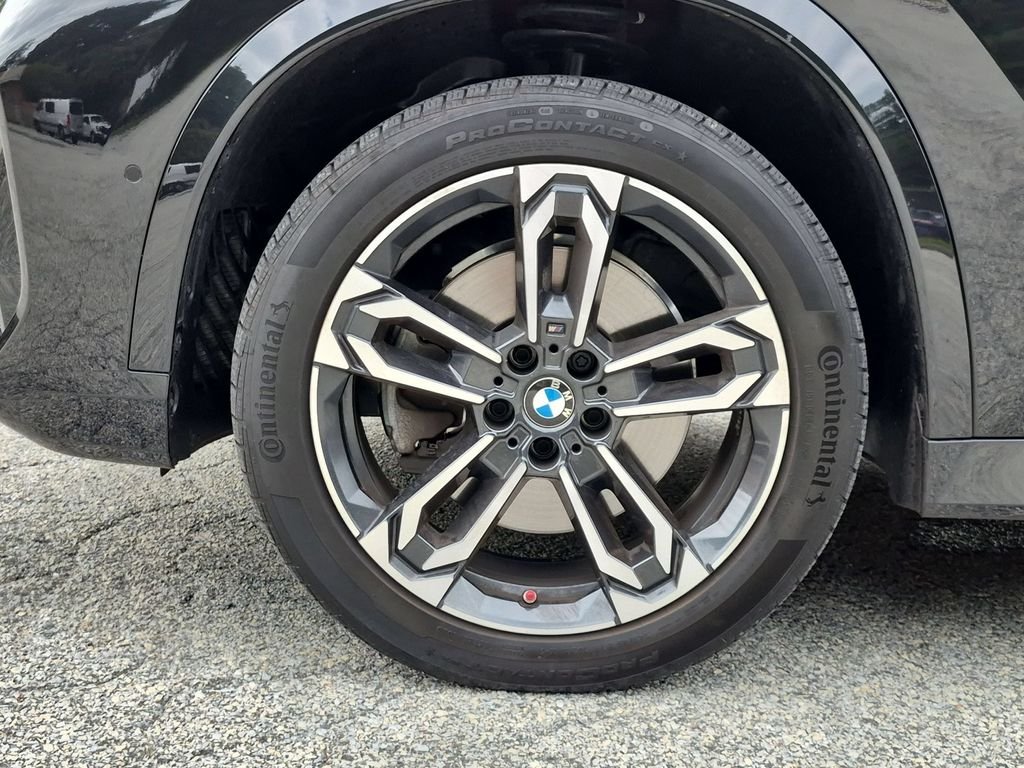 Used 2023 Black BMW xDrive28i image 32